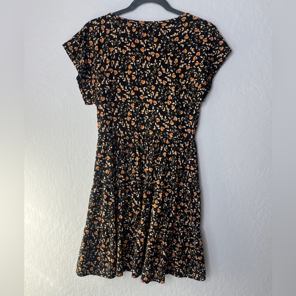 Urban Outfitters short sleeve fall floral dress size S - Picture 4 of 6